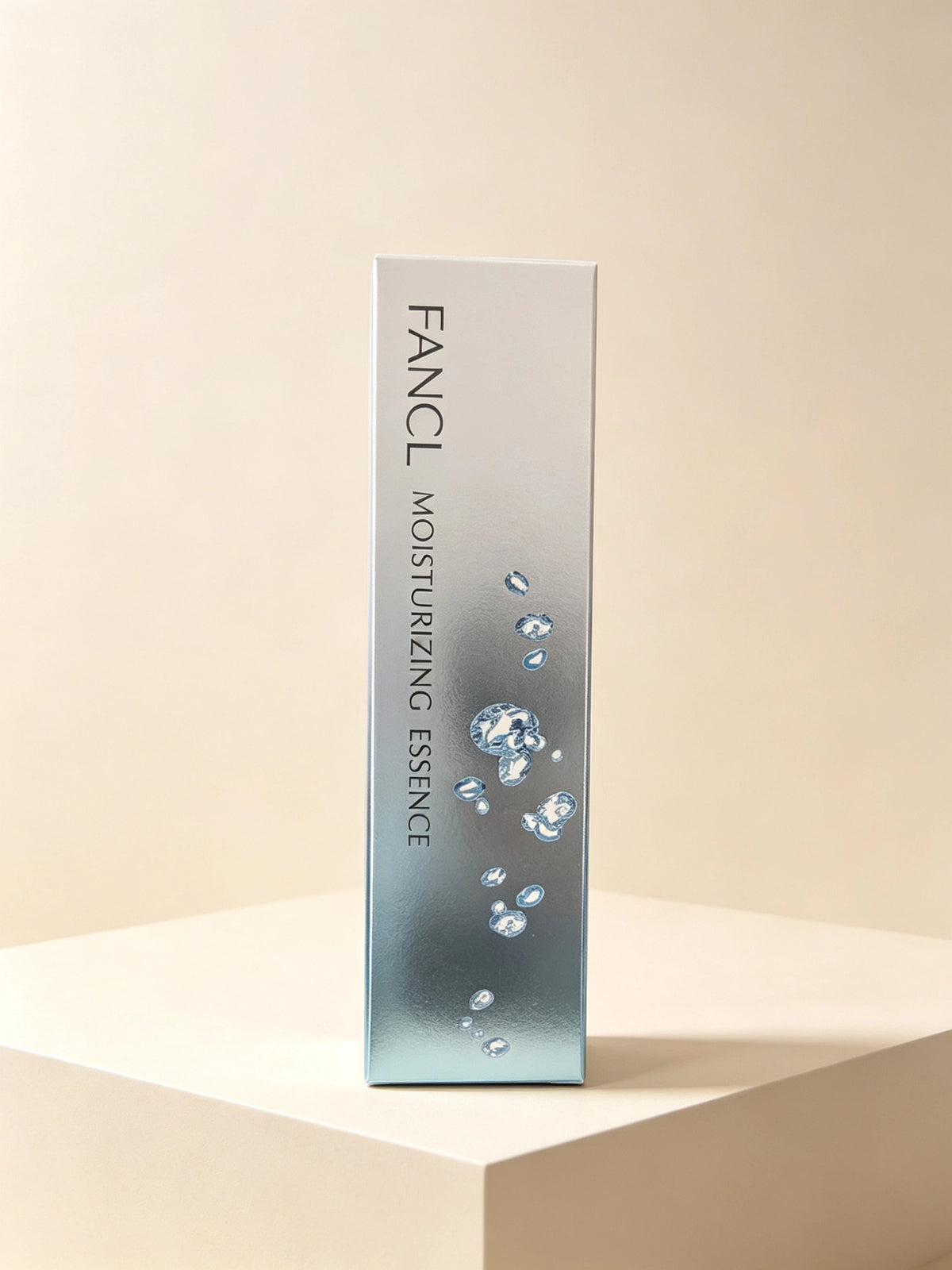 水活嫩肌精华液 MOISTURIZING ESSENCE